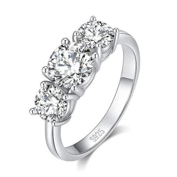 Luxury 3 Stone Round Cut D Colour 4CT Moissanite Diamonds Rings Sterling Silver 18KGP Engagement Wedding Jewellery